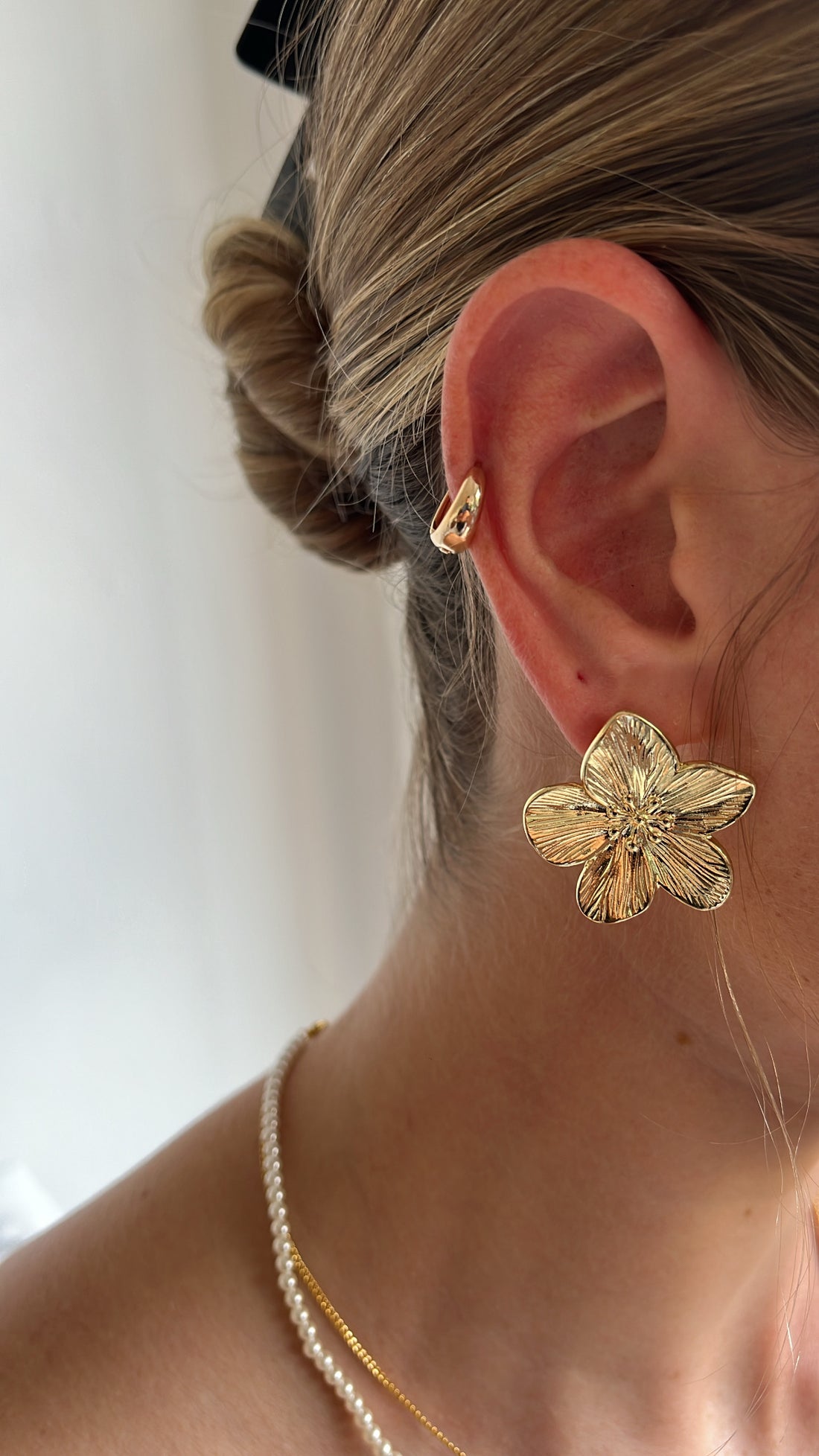 The Perfect Earrings to Elevate Your Style: Top Picks from ATlook